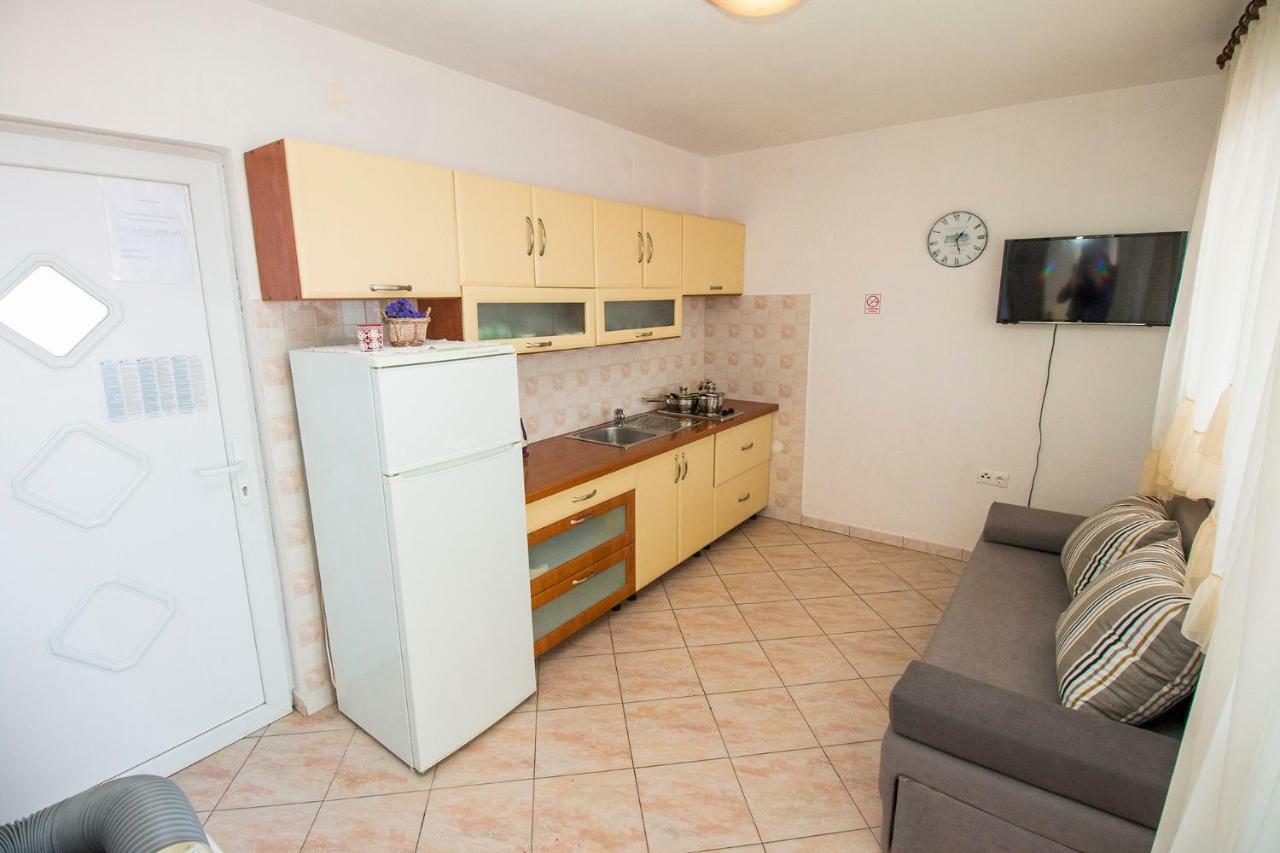 Apartments Pivac - Lokva Rogoznica Exteriér fotografie
